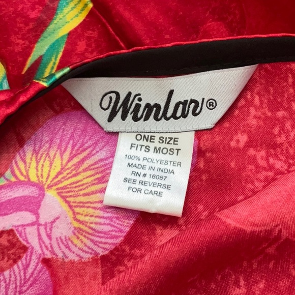 Winlar scarlet floral Iris caftan - Picture 7 of 7